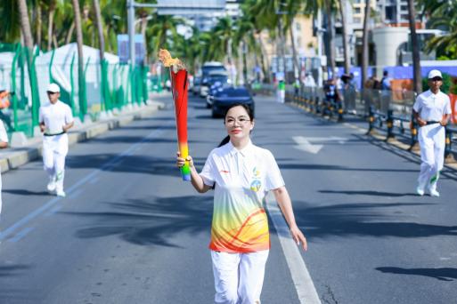 The 42nd Torchbearer Yuan Li Shines in the To
